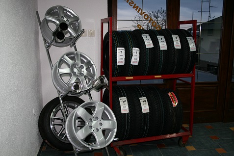 Velika izbira letnih in zimskih gum